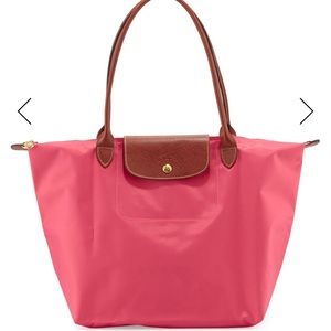 Long champ le pliage medium tote in Malabar pink